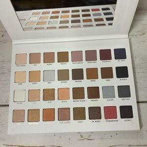 Lorac Mega Pro Eye Shadow Palette 3